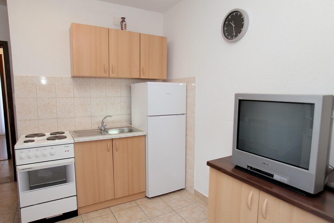 Apartments Iva トロギール エクステリア 写真